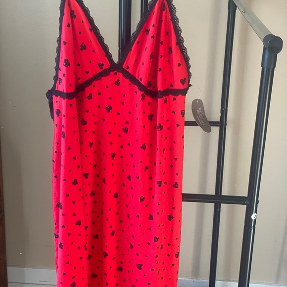 Buy all 4  nightgown
New with tags 
XL (16-18) - Picture 9 of 11